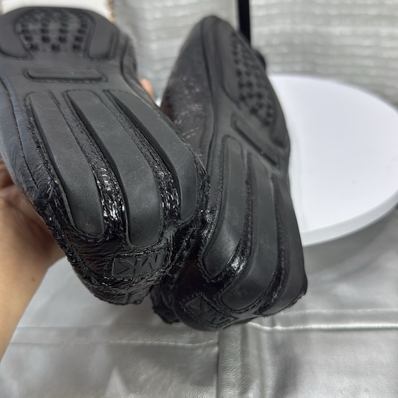 (Q7) MICHAEL KORS women's leather ballet flats, size 9M with Gold Accents - Picture 8 of 13